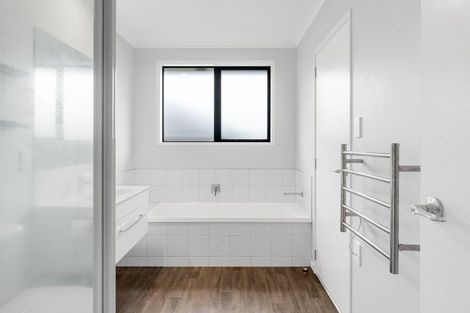 Photo of property in 8 Wai Huri Place, Omokoroa, 3114