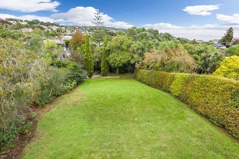 Photo of property in 16 Hadfield Street, Beach Haven, Auckland, 0626