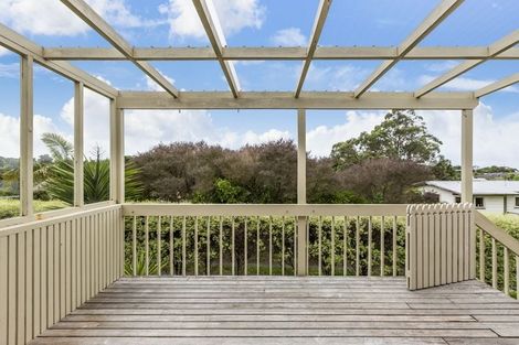 Photo of property in 25 Dobell Road, Stanmore Bay, Whangaparaoa, 0932