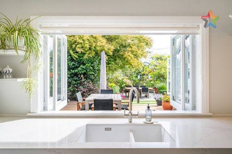 Photo of property in 15 Fairfield Avenue, Fairfield, Lower Hutt, 5011