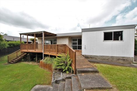 Photo of property in 28 Cullen Crescent, Tokoroa, 3420