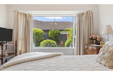 Photo of property in 3/69 Tyrone Street, Belfast, Christchurch, 8051