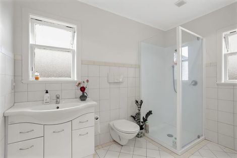 Photo of property in 235a Titirangi Road, Titirangi, Auckland, 0604