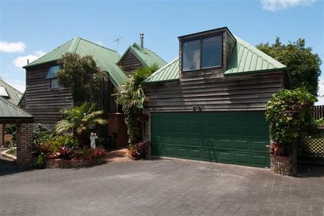 Photo of property in 3 Mizpah Road, Waiake, Auckland, 0630