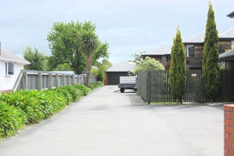 Photo of property in 2/30 Tuckers Road, Redwood, Christchurch, 8051