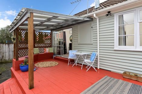 Photo of property in 13 Watts Crescent, Hamilton East, Hamilton, 3216