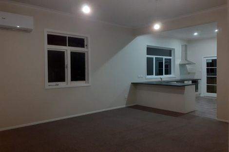 Photo of property in 7 Sinclair Grove, Naenae, Lower Hutt, 5011