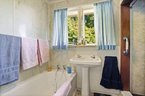 Photo of property in 87 Kaikorai Valley Road, Glenross, Dunedin, 9011