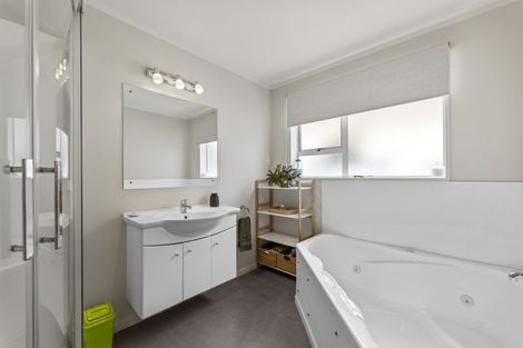 Photo of property in 19a Gordon Road, Mosgiel, 9024