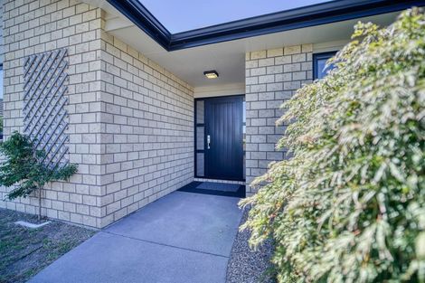 Photo of property in 8 Vosper Close, Leamington, Cambridge, 3432