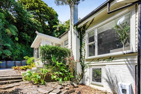 Photo of property in 21a Bracken Street, New Plymouth, 4310