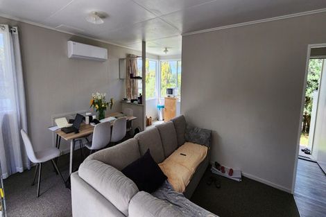 Photo of property in 21 Shearwater Street, One Tree Point, 0118