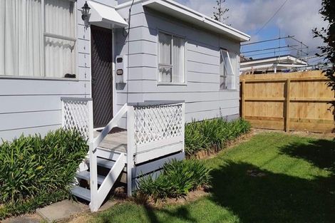 Photo of property in 1/125 Brightside Road, Stanmore Bay, Whangaparaoa, 0932