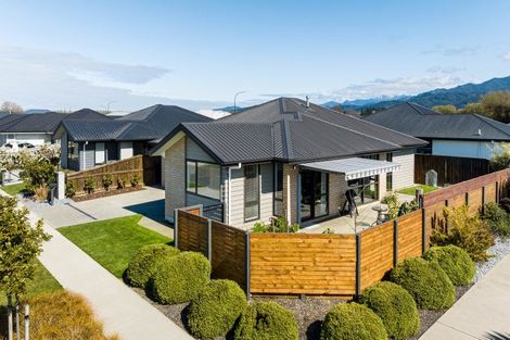 Photo of property in 2 Rore Street, Motueka, 7120