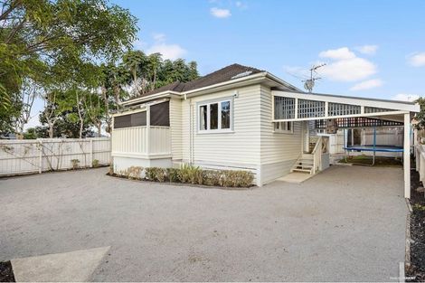 Photo of property in 1/245 Pakuranga Road, Pakuranga, Auckland, 2010