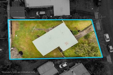 Photo of property in 4 Clendon Place, Manurewa, Auckland, 2102