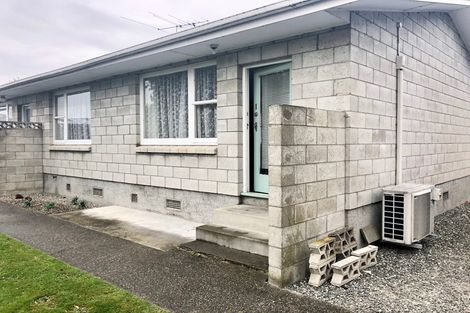 Photo of property in 1-6/74 Hokonui Drive, Gore, 9710