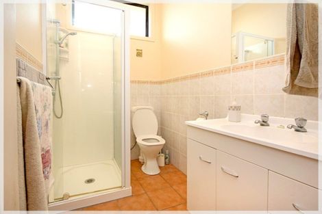 Photo of property in 39 Shortt Street, Foxton Beach, Foxton, 4815