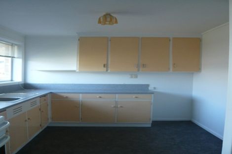Photo of property in 9b Seaside Avenue, Waterview, Auckland, 1026
