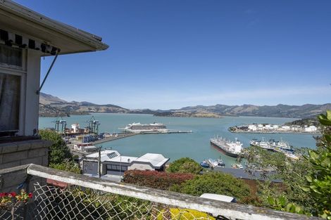 Photo of property in 2 Foster Terrace, Lyttelton, 8082