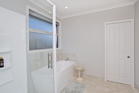 Photo of property in 45 Northside Drive, Waikiwi, Invercargill, 9810