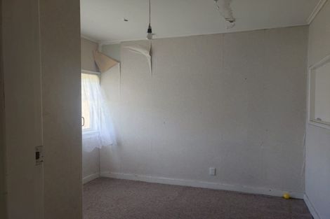 Photo of property in 129 Hall Avenue, Favona, Auckland, 2024