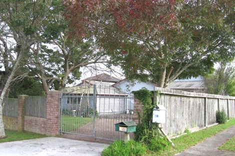 Photo of property in 64 Bleakhouse Road, Bucklands Beach, Auckland, 2014