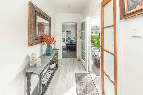 Photo of property in 4 Dickson Crescent, Saint Johns Hill, Whanganui, 4500