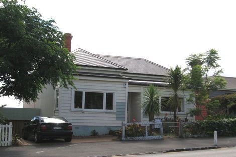 Photo of property in 133 Victoria Road, Devonport, Auckland, 0624