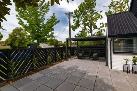 Photo of property in 2/23 Hamilton Avenue, Ilam, Christchurch, 8041