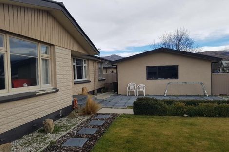 Photo of property in 88 Molyneux Avenue, Cromwell, 9310