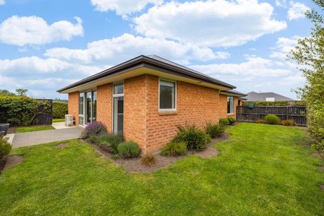 Photo of property in 60 Sutherland Drive, Kaiapoi, 7630