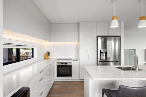 Photo of property in 6 Greenvale Place, Welcome Bay, Tauranga, 3112