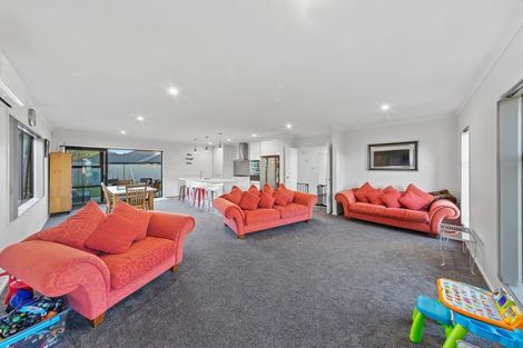 Photo of property in 120 Hillpark Drive, Pokeno, 2402