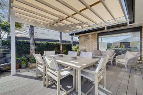 Photo of property in 32 Purnell Street, College Estate, Whanganui, 4500