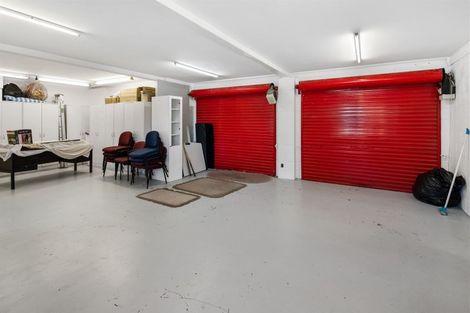 Photo of property in 6 Tree Top Lane, Paparangi, Wellington, 6037