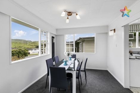 Photo of property in 2 Waipounamu Drive, Kelson, Lower Hutt, 5010