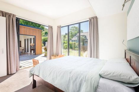 Photo of property in 3 Plumwood Lane, Cashmere, Christchurch, 8022