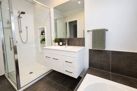 Photo of property in 8 Kaitaka Way, Papamoa, 3118
