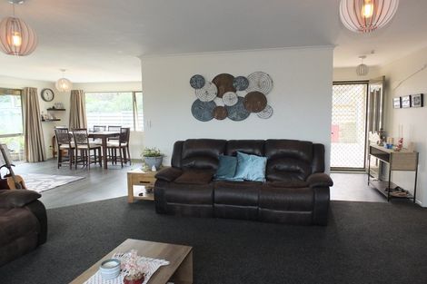 Photo of property in 10 Seabury Avenue, Foxton Beach, Foxton, 4815