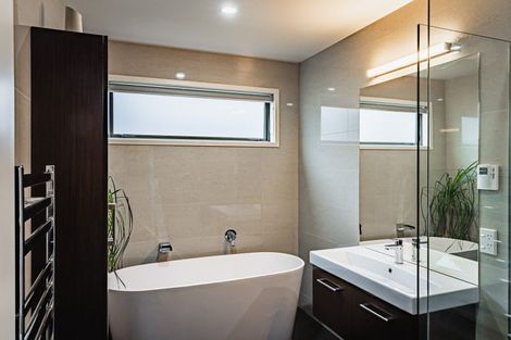 Photo of property in 19 Ernest Kemp Rise, Wharewaka, Taupo, 3330