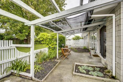 Photo of property in 2/204a Park Road South, Akina, Hastings, 4122