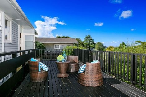 Photo of property in 51 Sycamore Drive, Sunnynook, Auckland, 0620