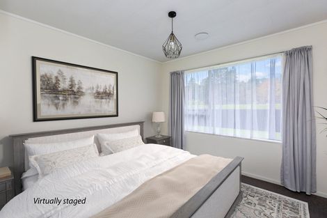 Photo of property in 11b Gemstone Drive, Birchville, Upper Hutt, 5018