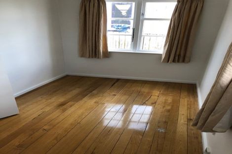 Photo of property in 8 Huxley Place, Glen Innes, Auckland, 1072