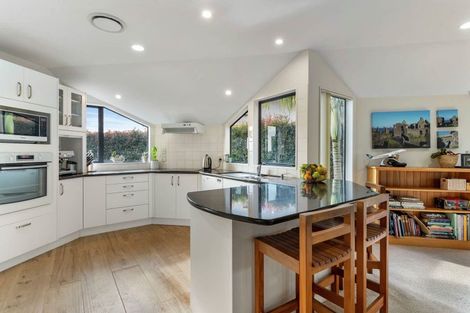 Photo of property in 20a Evelyn Road, Cockle Bay, Auckland, 2014