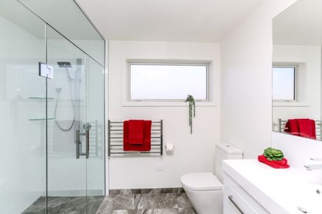 Photo of property in 54 Ainslee Street, Highlands Park, New Plymouth, 4312