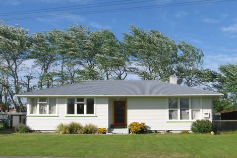 Photo of property in 16 Karaka Street, Elgin, Gisborne, 4010