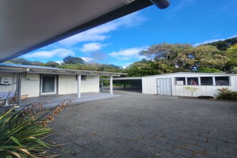 Photo of property in 64 Chatsworth Road, Silverstream, Upper Hutt, 5019