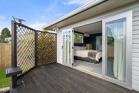 Photo of property in 15a Queen Road, Bellevue, Tauranga, 3110